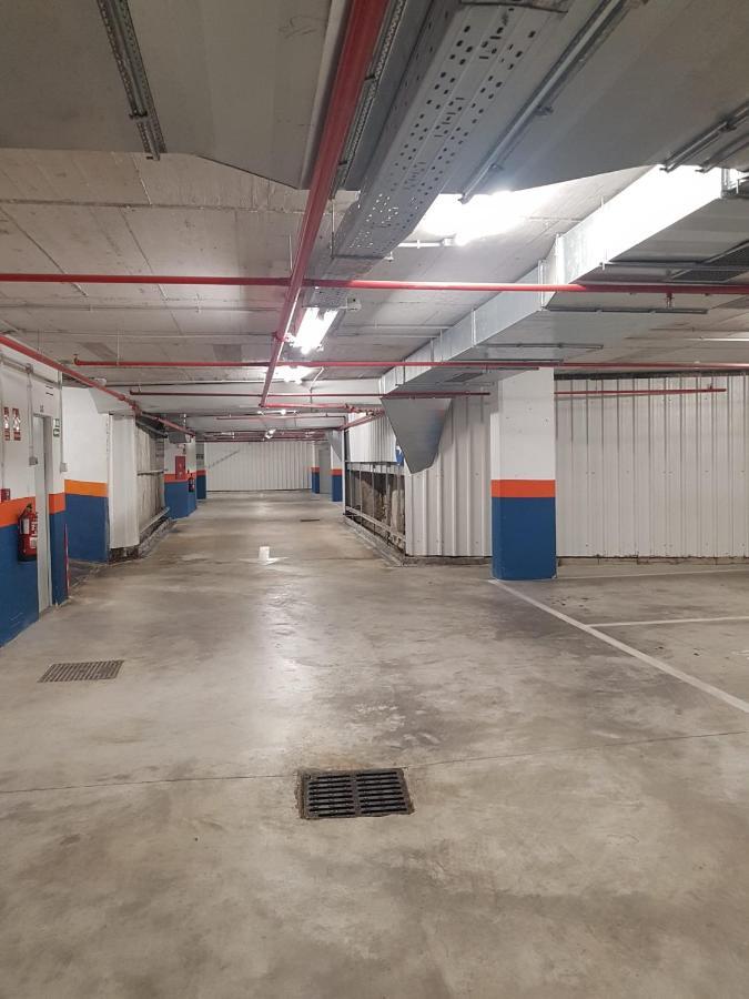 Apartamento Plaza Del Teatro Parking Free مالقة المظهر الخارجي الصورة
