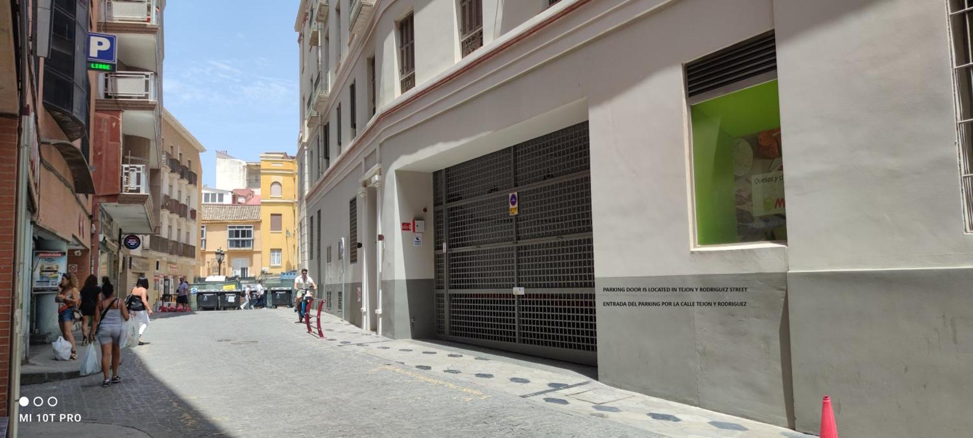 Apartamento Plaza Del Teatro Parking Free مالقة المظهر الخارجي الصورة